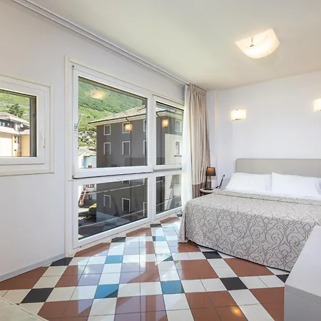 Piazzi House 4*