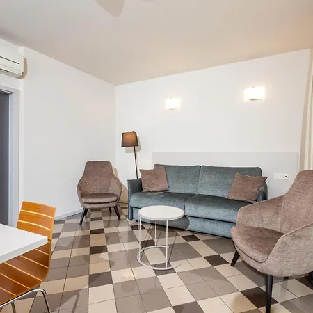 Ξενοδοχείο με διαμερίσματα Piazzi House Σόντριο