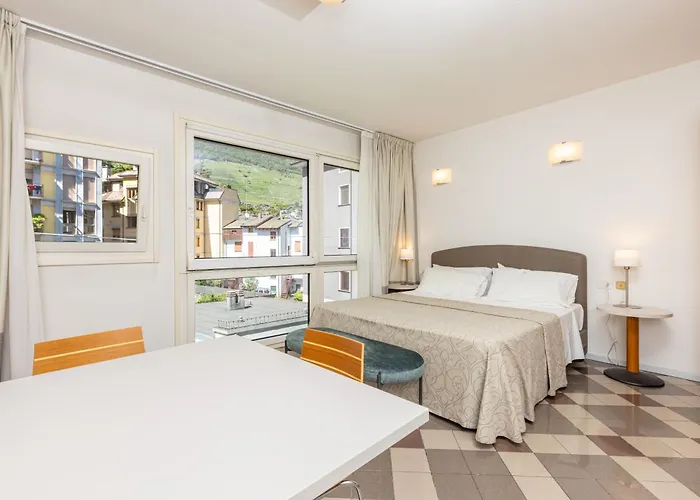 Piazzi House Sondrio