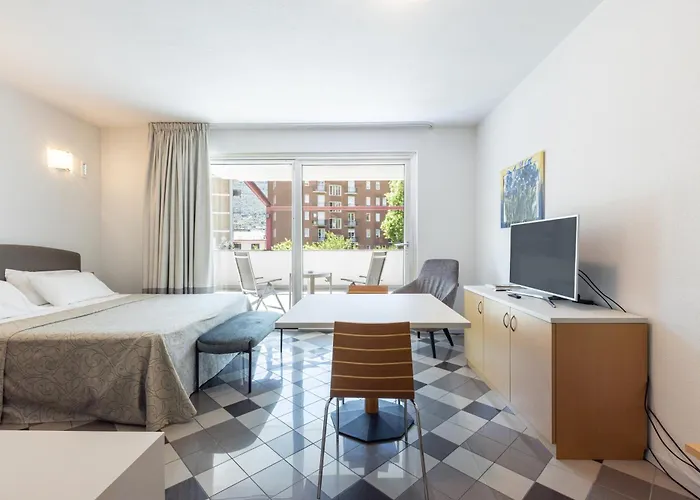 Piazzi House 4* Sondrio