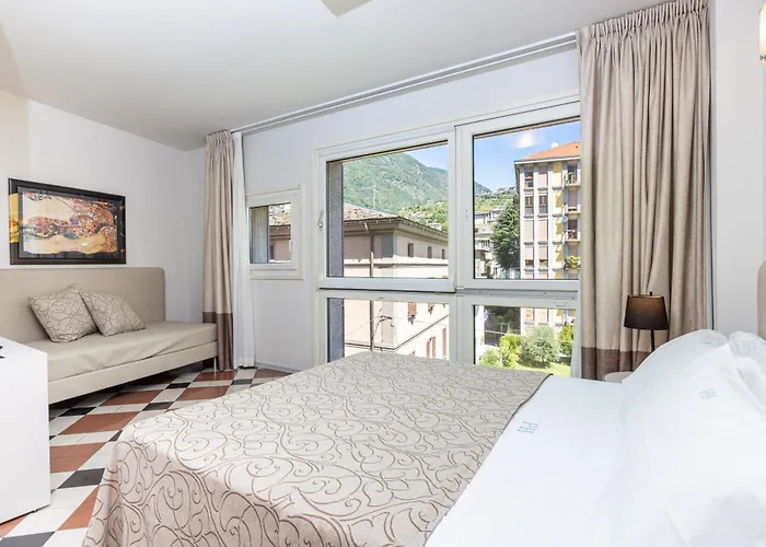 Piazzi House Aparthotel Sondrio