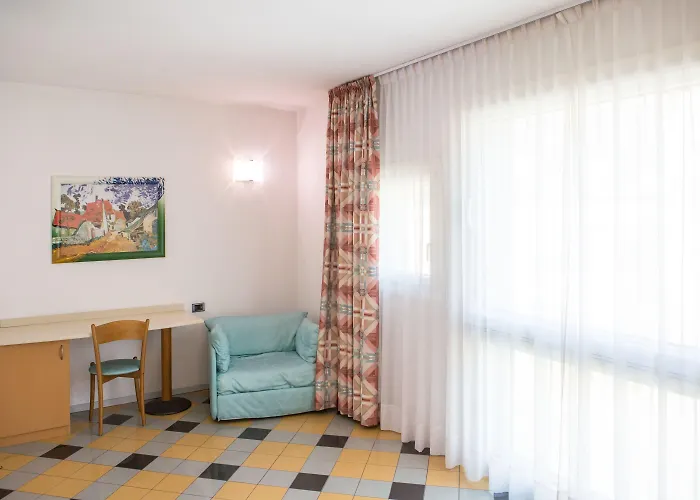 Piazzi House