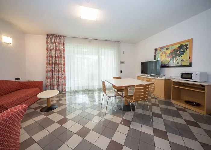 Aparthotel Piazzi House 4*
