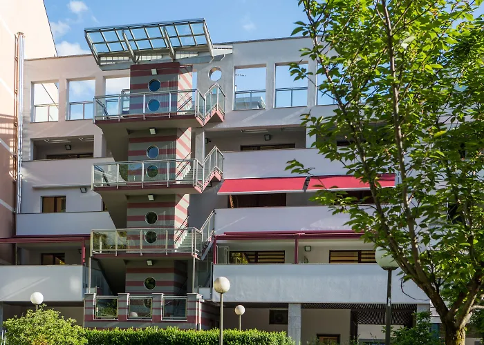 Piazzi House
