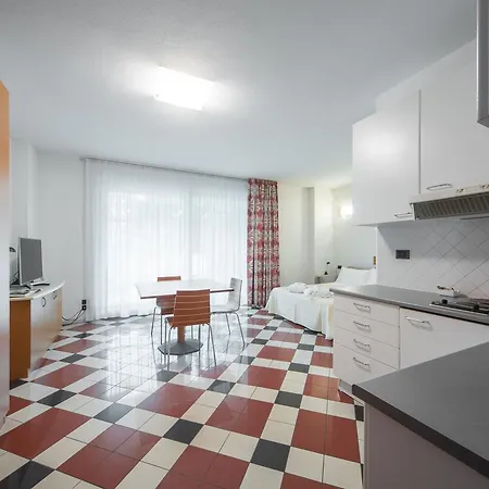 Piazzi House Apart-hotel Sondrio
