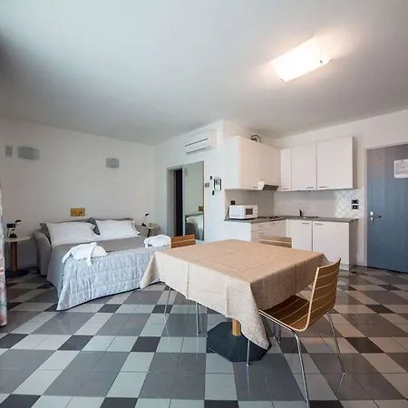 Piazzi House Apart-hotel 4*